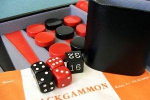 Ønsker du at spille brætspil - prøv backgammon